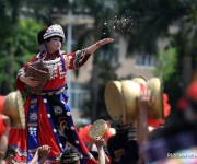 Традиционный праздник поклонения предкам народности яо