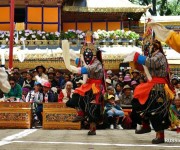 В Лхасе проходят конкурс и фестиваль тибетской музыкальной драмы