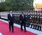 Си Цзиньпин провел переговоры с президентом Анголы